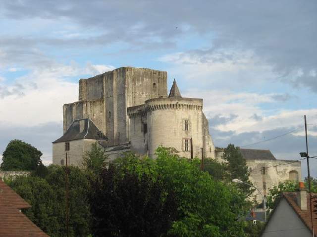 ELIT - Saint-Denis International School: Loches (Loches, France ...