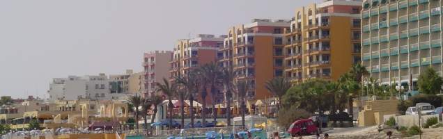 inglês em Qawra com Language International