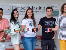 معاهد اللغة الألمانية في كونستانس : Humboldt-Institut Constance