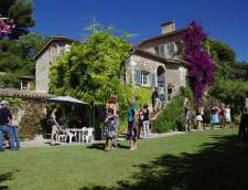 French schools in Antibes: CENTRE INTERNATIONAL D'ANTIBES (Adults)
