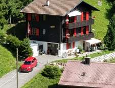 Escuelas de Francés en Chamonix-Mont-Blanc: The Swiss Touch School