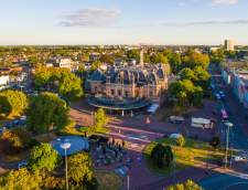 Escuelas de Holandés en Eindhoven: InFluent: Central Holland