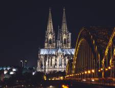 معاهد اللغة الألمانية في كولونيا : InFluent: Cologne