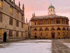 englannin koulut Oxfordissa: Oxford English Camps