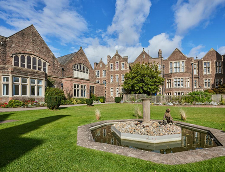 Escolas de Inglês em Monmouth: Celtic English Academy